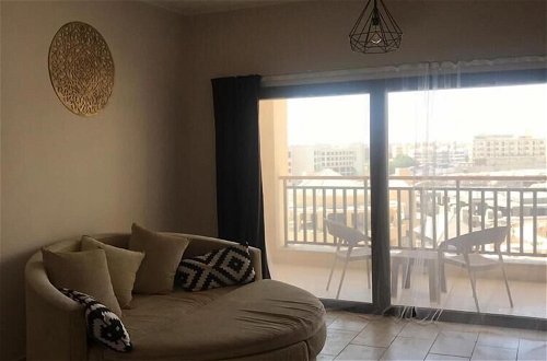 Photo 10 - Stunning 3 Bedroom Apartment in the Heart of Al Dau