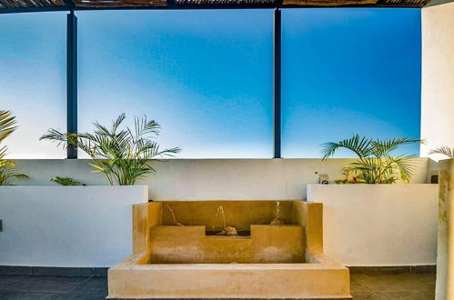 Foto 5 - Queen Studio PDC Oasis Pool Rooftop Lounge Walk to 5 Avenida Best Playa Beaches