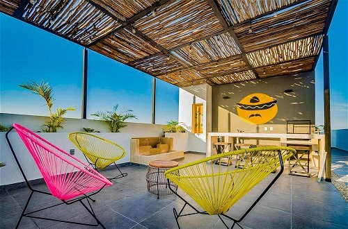 Foto 21 - El Peque o Private Condo Pool Rooftop Lounge