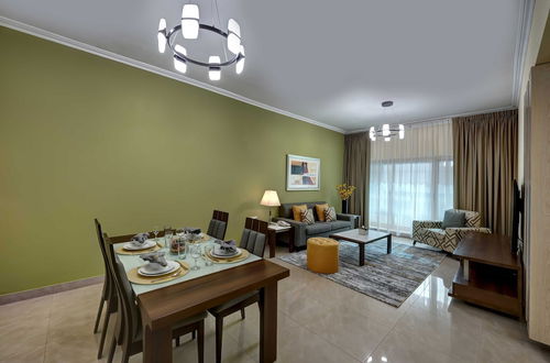 Foto 10 - Radiance Premium Suites