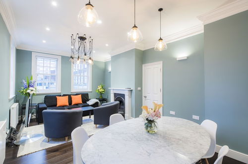 Photo 12 - ALTIDO Elegant 2 Bedroom Flat near Kensington Gardens