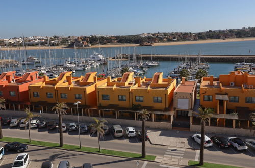 Photo 22 - Modern Apartment Close Near Beach in Portimao, PT