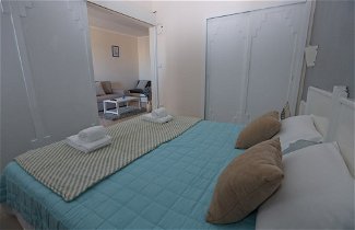 Photo 2 - Modern Apartment Close Near Beach in Portimao, PT