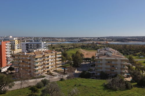 Foto 23 - Modern Apartment Close Near Beach in Portimao, PT