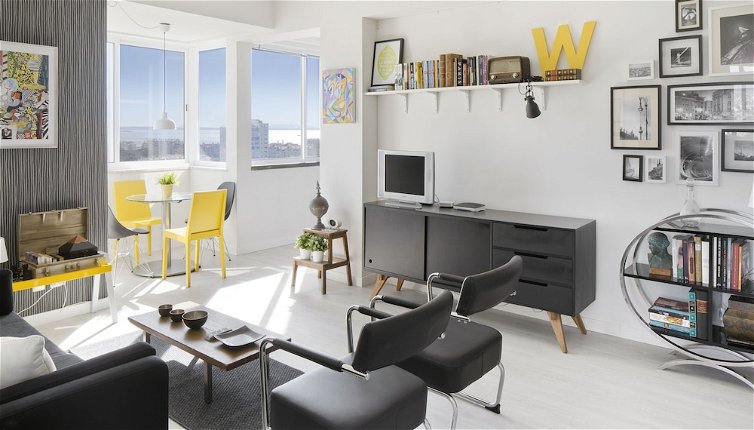 Foto 1 - Prime Apartments White and Yellow