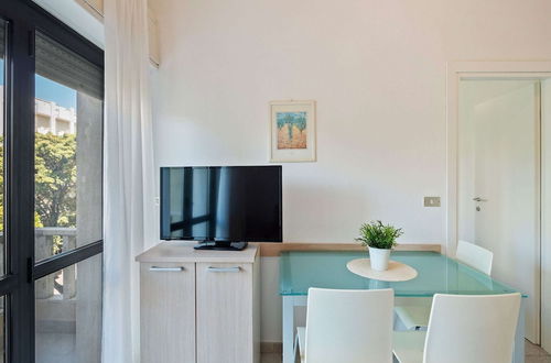 Photo 14 - Alluring Apartment in Rimini With Balcony