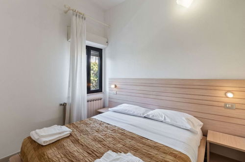 Foto 20 - Alluring Apartment in Rimini With Balcony