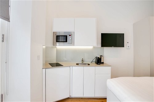 Foto 71 - Cromwell Serviced Apartment by Concept Apartments