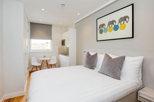 Photo 30 - StayPrime Kensington Serviced Apartments