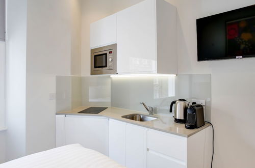 Photo 61 - StayPrime Kensington Serviced Apartments