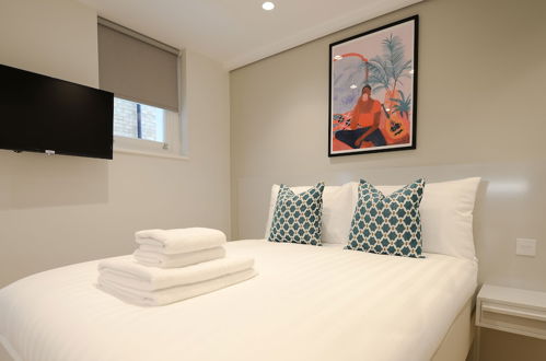 Photo 22 - StayPrime Kensington Serviced Apartments