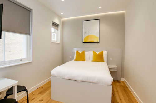 Photo 23 - StayPrime Kensington Serviced Apartments