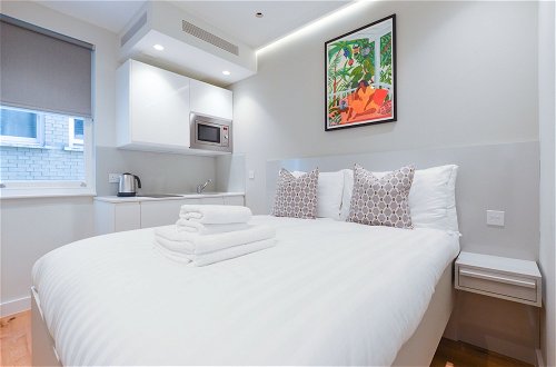 Foto 43 - Cromwell Serviced Apartment by Concept Apartments