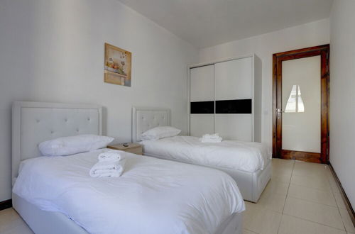 Foto 6 - Modern 3BR Apartment in the Centre of Sliema