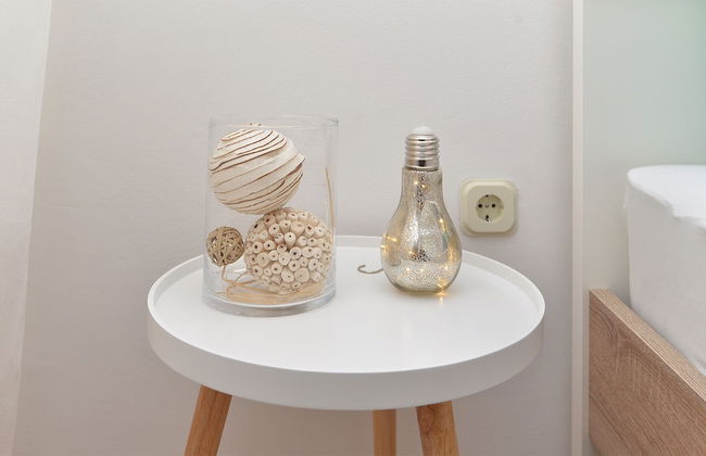 Apartment 1983 - Photo 13