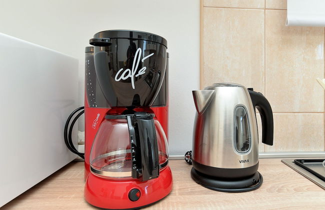 Apartment 1983 - Photo 14