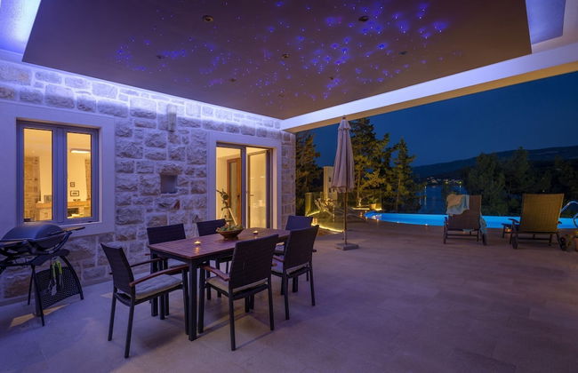 Luxury Villa Hvar Enigma with Pool - Photo 32