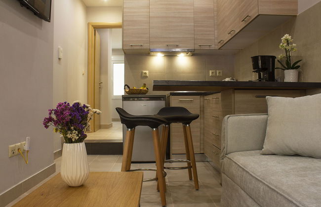12 Keys Athens Apartments - Photo 41