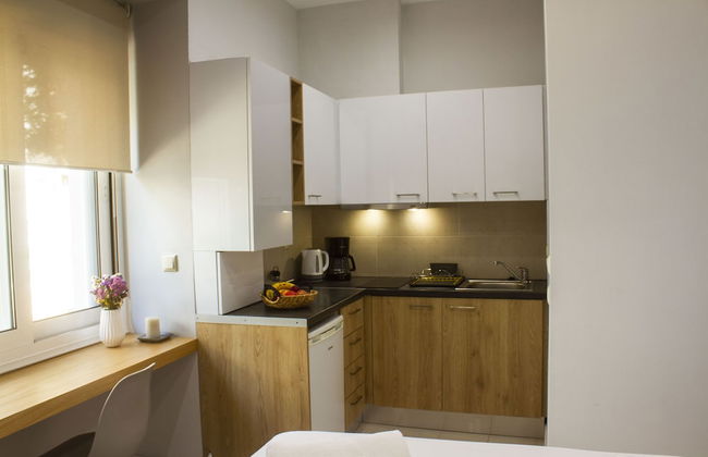 12 Keys Athens Apartments - Photo 44