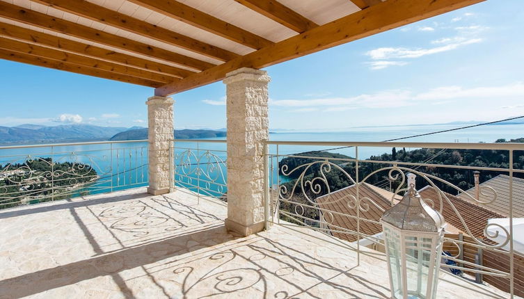 Photo 1 - Villa Frosso Large Private Pool Walk to Beach Sea Views A C Wifi Car Not Required - 556