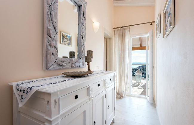 Villa Frosso Large Private Pool Walk to Beach Sea Views A C Wifi Car Not Required - 556 - Foto 4