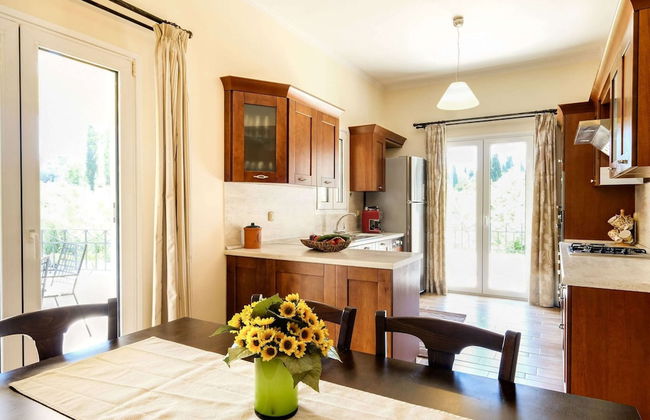 Villa in Kerkira Near Corfu Beaches - Photo 16