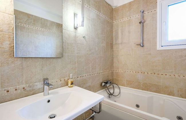 Villa in Kerkira Near Corfu Beaches - Photo 26