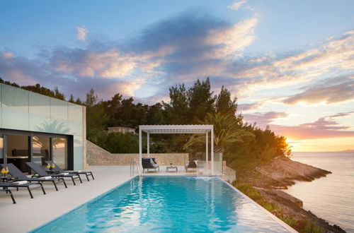 Foto 17 - Luxury Villa Palma de Korkyra with Pool