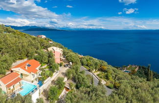 Photo 2 - Sofia Large Private Pool Walk to Beach Sea Views A C Wifi Car Not Required - 1552