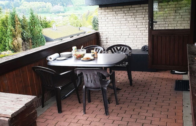 Ruhiger Bungalow am Hennesee mit Terrasse - Foto 8