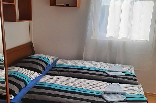 Foto 2 - Impeccable 2-bed Apartment in Zaton