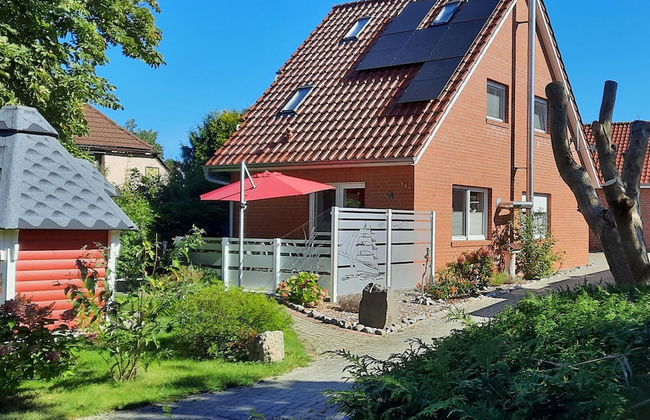 Modernes Ferienhaus mit Sauna in Wiek am Meer - Photo 1