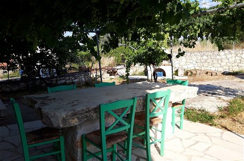 Photo 10 - Spacious Villa in Margarites With Private Garden