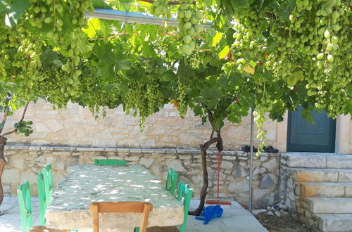 Foto 21 - Spacious Villa in Margarites With Private Garden