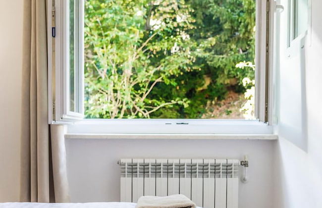 Modern 2bdr Apartment in Old Town- Best Location - Photo 4