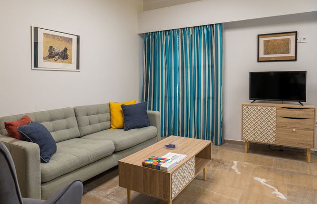 CHROMA Lodge Rafina - Foto 23