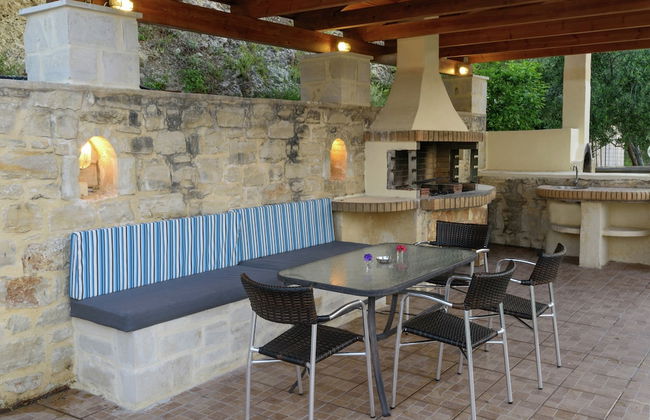 Family Friendly Villa Private Pool, Children's Play Area, Bbq, Spacious Garden, Near Beach - Foto 17