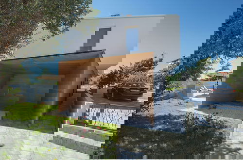 Foto 33 - Majestic Villa With Private Pool