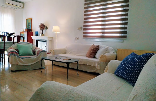 Charming 2-bed Vacation House in Lagonisi Attikis - Photo 12