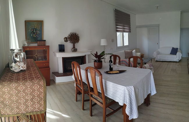 Charming 2-bed Vacation House in Lagonisi Attikis - Photo 14