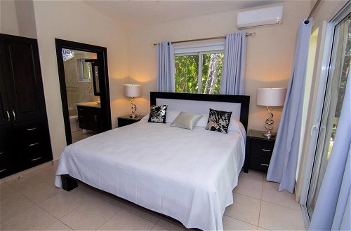 Photo 5 - Private and Spacious 5 Bedroom Villa