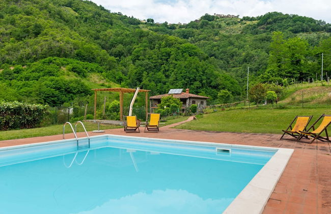 Apartment in Fosciandora With Pool - Foto 9