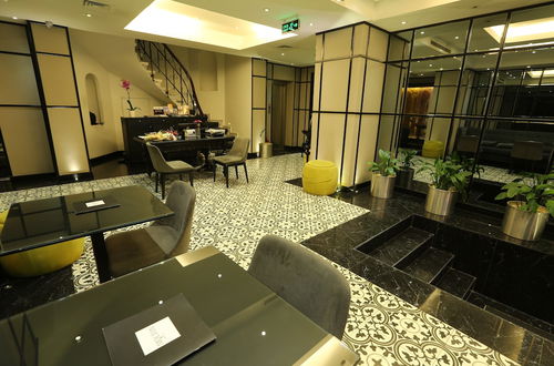 Photo 4 - Molton Nisantasi Suites