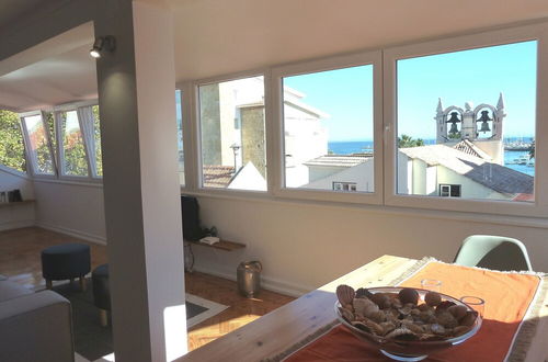 Photo 18 - Cascais Downtown Apartment with sea view