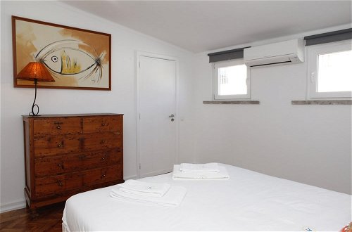 Photo 3 - Cascais Downtown Apartment with sea view