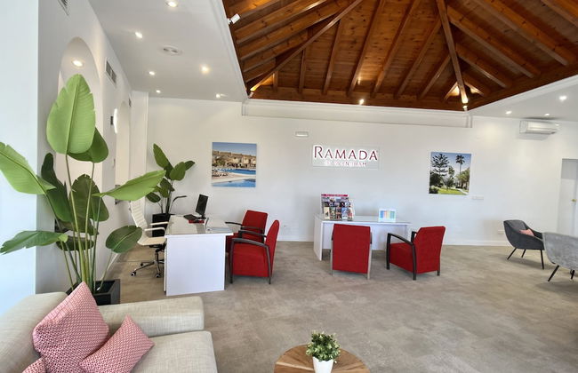 Ramada Hotel & Suites by Wyndham Costa del Sol - Foto 2