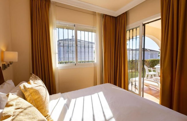 Ramada Hotel & Suites by Wyndham Costa del Sol - Foto 26
