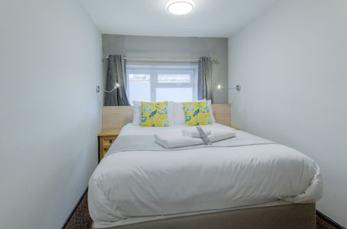 Photo 17 - Remaotel Seafield Court Apartments