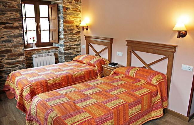 Apartamentos El Llago - Foto 3