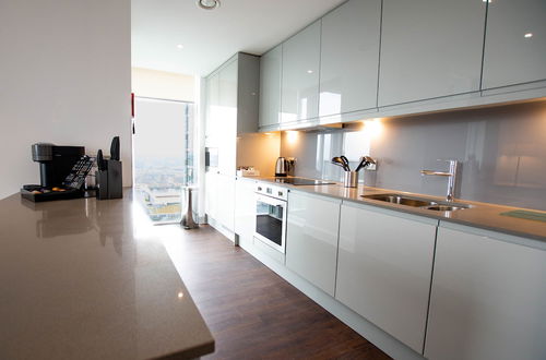 Photo 12 - Charles Hope Apartment Canary Wharf